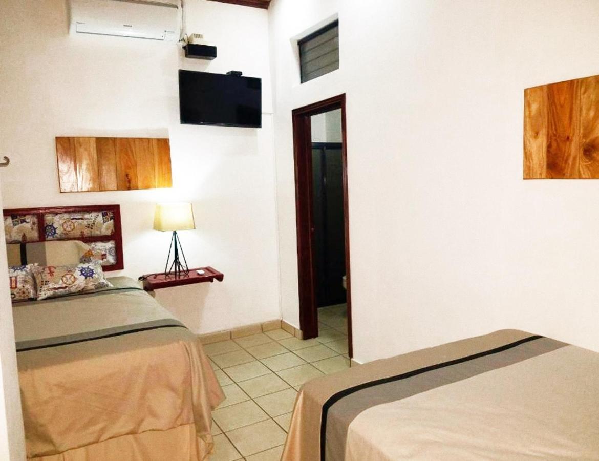 Hostal Las Puertas Santa Ana Exterior photo