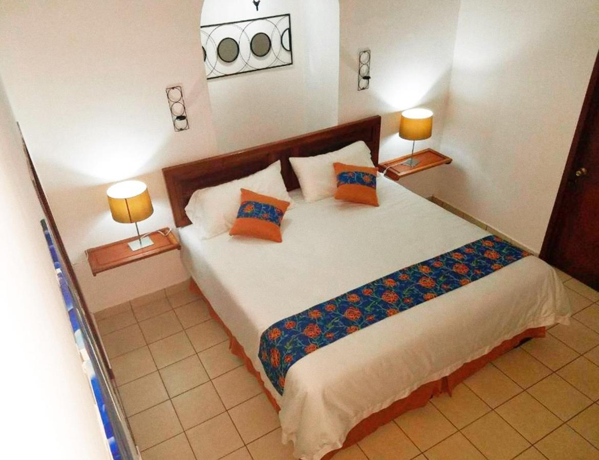 Hostal Las Puertas Santa Ana Exterior photo