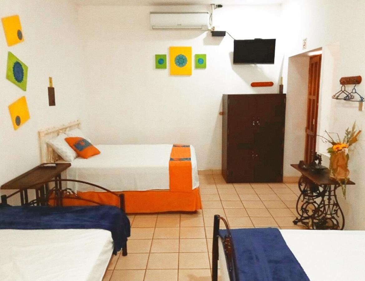 Hostal Las Puertas Santa Ana Exterior photo
